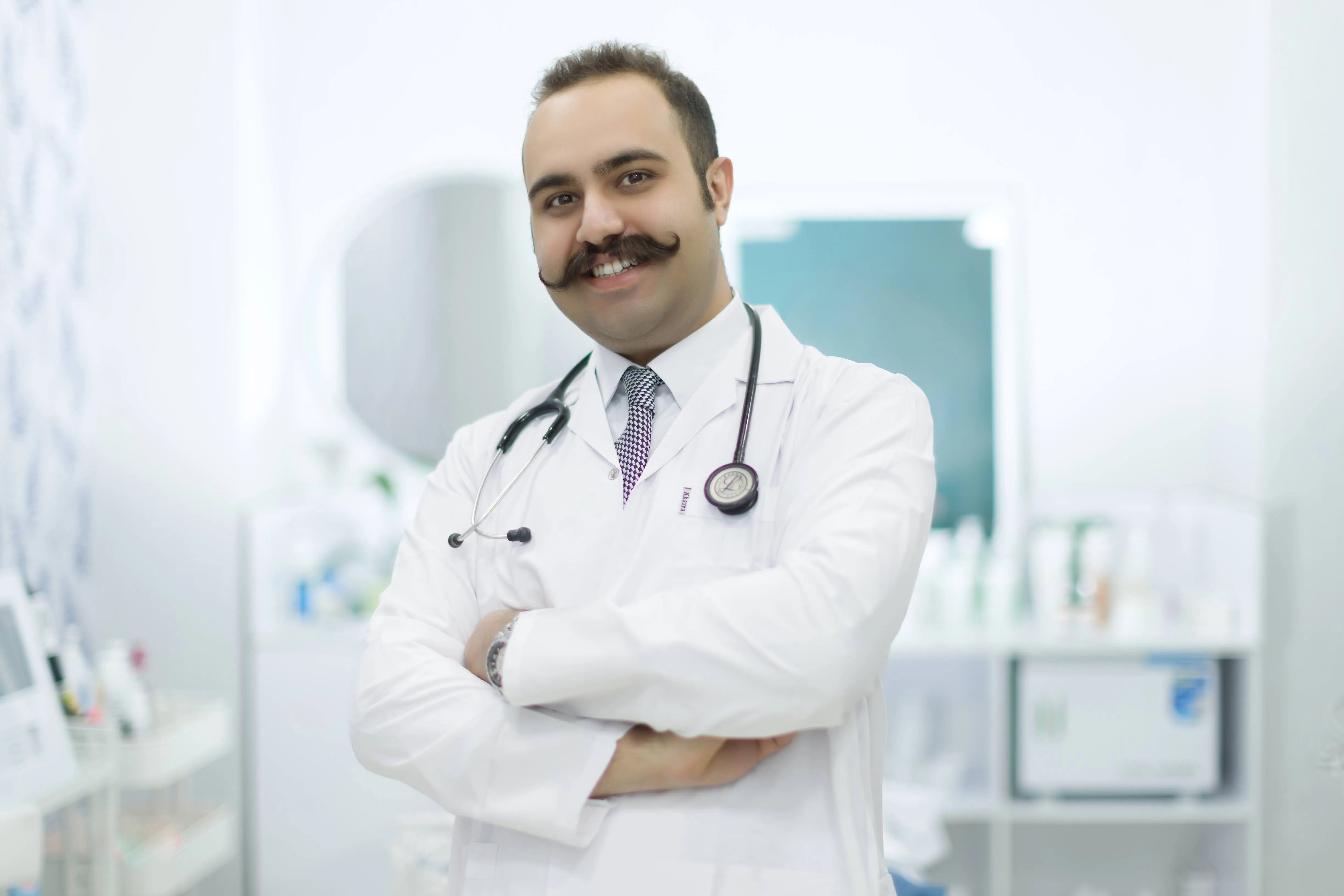 پرتره دکتر برای صفحه راهنمای بوتاکس